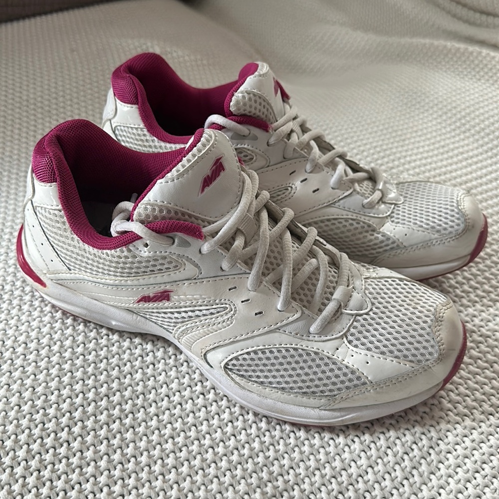 Women’s avia white sneakers
